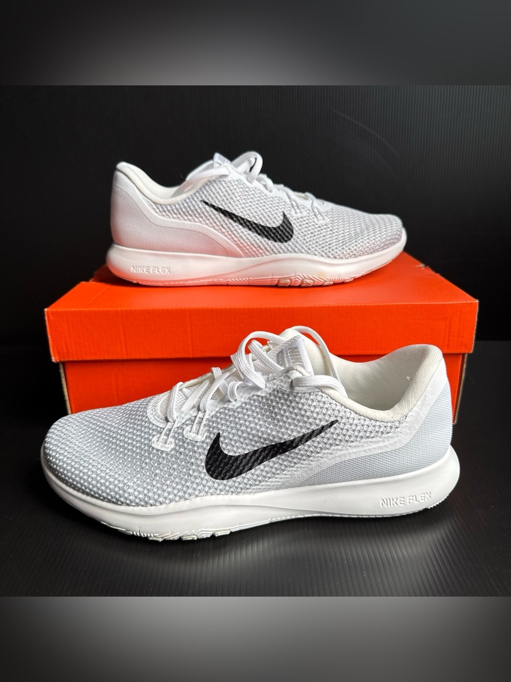 NIB Nike Flex Trainer White Silver Running Training Shoes Women’s Size 9.5